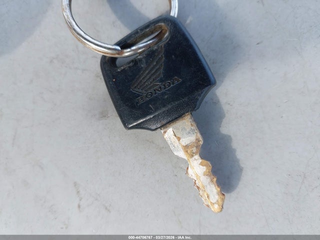 44706767 :رقم المزاد ، 1HFSC3236VA200655 vin ، 1997 Honda Vt1100 C2a/c2ac مزاد بيع