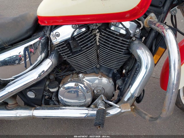 44706767 :رقم المزاد ، 1HFSC3236VA200655 vin ، 1997 Honda Vt1100 C2a/c2ac مزاد بيع