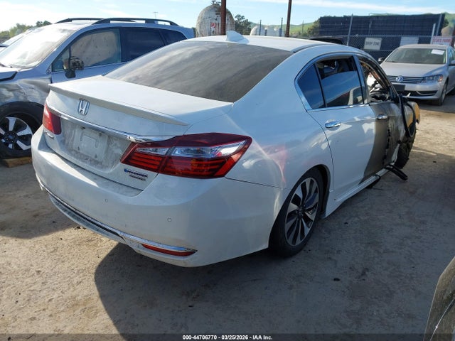 JHMCR6F7XHC030903 Honda Accord Hybrid Touring