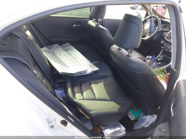 JHMCR6F7XHC030903 Honda Accord Hybrid Touring