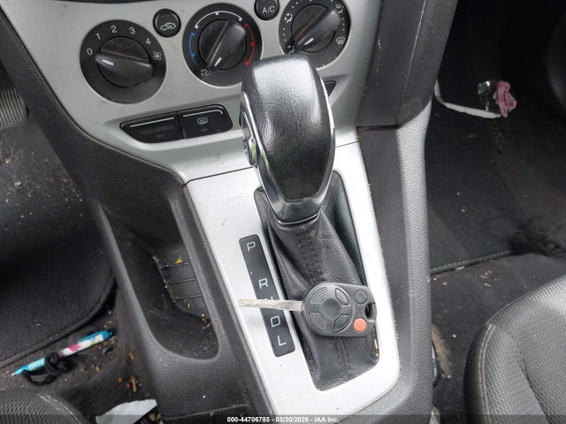 2013 Ford Focus Se მანქანა იყიდება აუქციონზე, vin: 1FADP3F27DL153704, აუქციონის ნომერი: 44706785