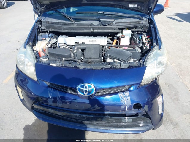 Toyota Prius Two 2015 JTDKN3DU0F2002370 Image 10