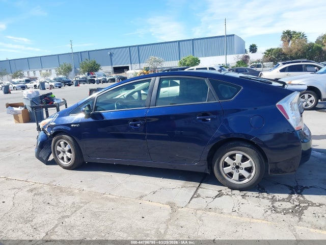 Toyota Prius Two 2015 JTDKN3DU0F2002370 Image 14