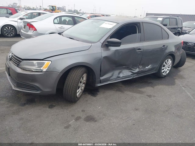 2011 Volkswagen Jetta 2.0l S მანქანა იყიდება აუქციონზე, vin: 3VW2K7AJ5BM378430, აუქციონის ნომერი: 44706801