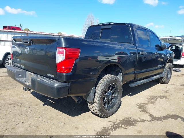 2017 NISSAN TITAN XD 1N6BA1F31HN529367 Photo 3