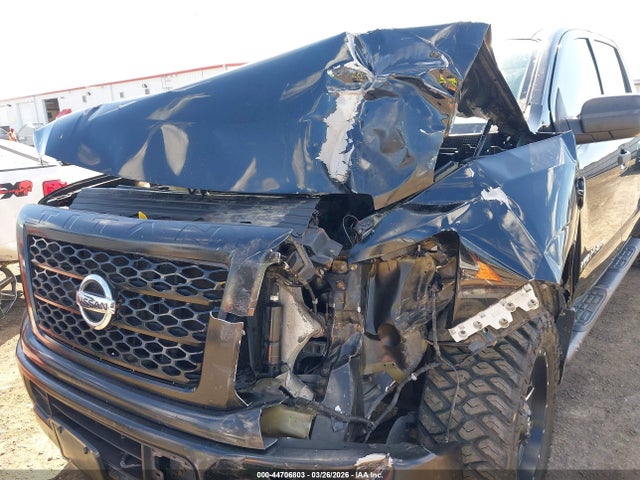 2017 NISSAN TITAN XD 1N6BA1F31HN529367 Photo 5