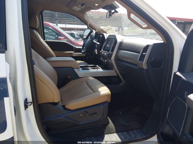 2022 Ford F-250 Lariat მანქანა იყიდება აუქციონზე, vin: 1FT8W2BT0NEF74693, აუქციონის ნომერი: 44706830