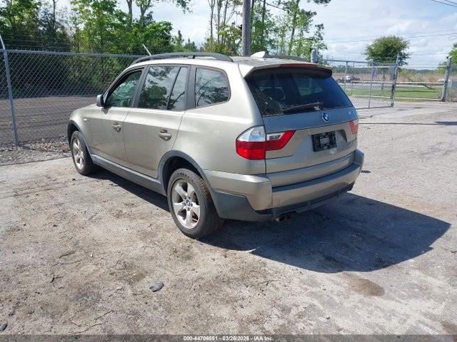 2007 BMW X3 WBXPC93427WJ00233 Photo 2
