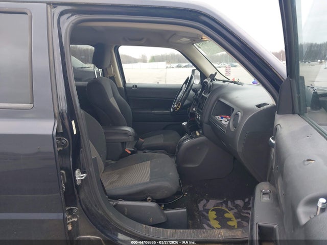 44706865 :رقم المزاد ، 1J4NT1GB7BD224320 vin ، 2011 Jeep Patriot Sport مزاد بيع