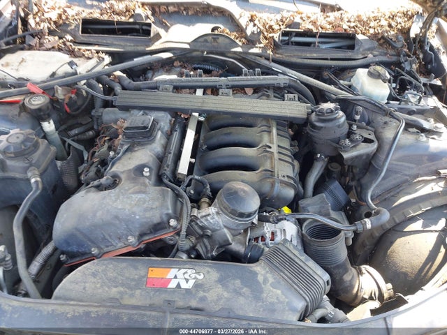 44706877 :رقم المزاد ، WBAVB13556KX33023 vin ، 2006 Bmw 325i مزاد بيع