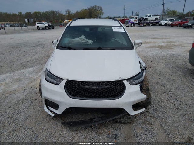 Продаж на аукціоні авто 2021 Chrysler Pacifica Touring L, vin: 2C4RC1BG4MR560257, номер лоту: 44706892