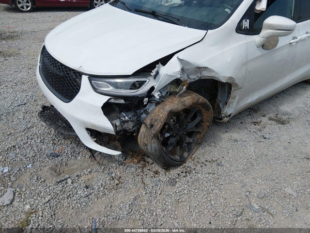 Продаж на аукціоні авто 2021 Chrysler Pacifica Touring L, vin: 2C4RC1BG4MR560257, номер лоту: 44706892