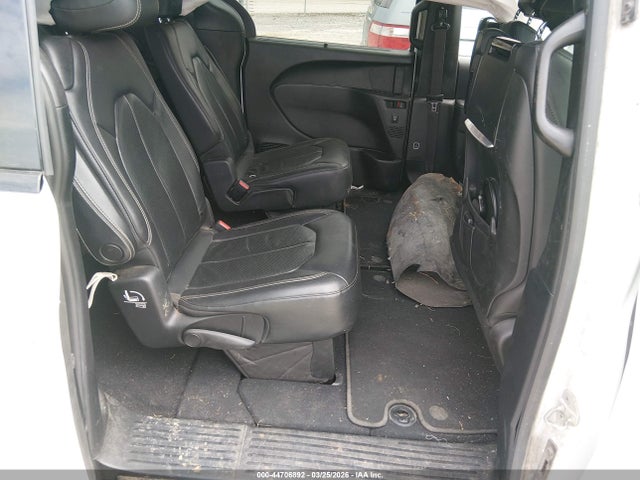 Продаж на аукціоні авто 2021 Chrysler Pacifica Touring L, vin: 2C4RC1BG4MR560257, номер лоту: 44706892