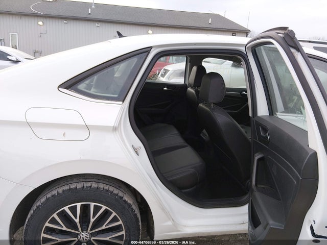 2019 Volkswagen Jetta 1.4t R-line/1.4t S/1.4t Se მანქანა იყიდება აუქციონზე, vin: 3VWC57BU2KM218042, აუქციონის ნომერი: 44706899