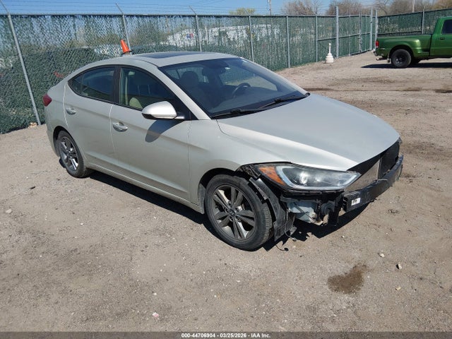 2017 5NPD84LF6HH197403 main image