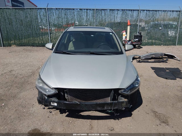 Hyundai Elantra Value Edition 2017 5NPD84LF6HH197403 Image 13