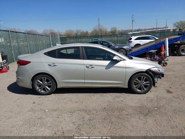 Hyundai Elantra Value Edition 2017 5NPD84LF6HH197403 Image 14