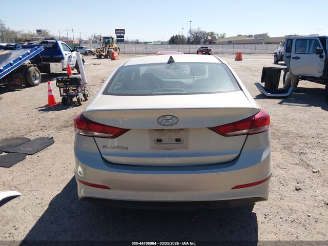 Hyundai Elantra Value Edition 2017 5NPD84LF6HH197403 Image 17