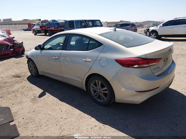 Hyundai Elantra Value Edition 2017 5NPD84LF6HH197403 Image 3