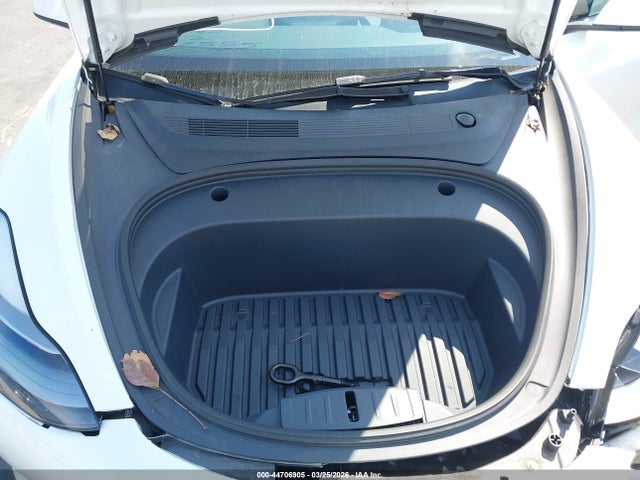 Продаж на аукціоні авто 2023 Tesla Model 3 Rear-wheel Drive, vin: 5YJ3E1EA3PF547555, номер лоту: 44706905