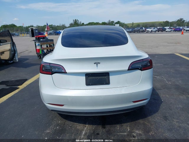 Продаж на аукціоні авто 2023 Tesla Model 3 Rear-wheel Drive, vin: 5YJ3E1EA3PF547555, номер лоту: 44706905