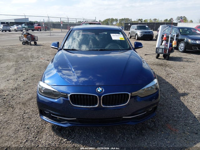 44706931 :رقم المزاد ، WBA8E9G58GNT85294 vin ، 2016 Bmw 328i مزاد بيع