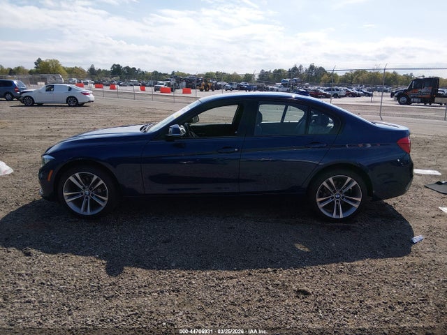 44706931 :رقم المزاد ، WBA8E9G58GNT85294 vin ، 2016 Bmw 328i مزاد بيع