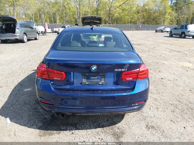 44706931 :رقم المزاد ، WBA8E9G58GNT85294 vin ، 2016 Bmw 328i مزاد بيع