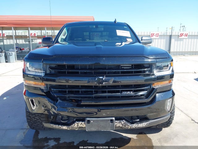 3GCUKREC1JG404053 Chevrolet Silverado 1500 2lt