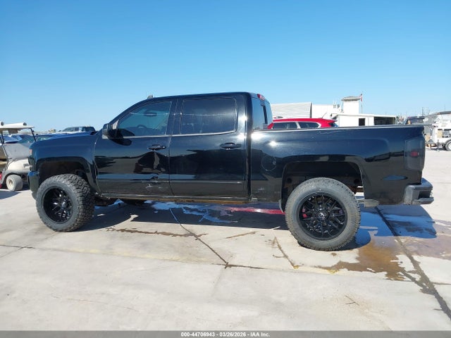 3GCUKREC1JG404053 Chevrolet Silverado 1500 2lt