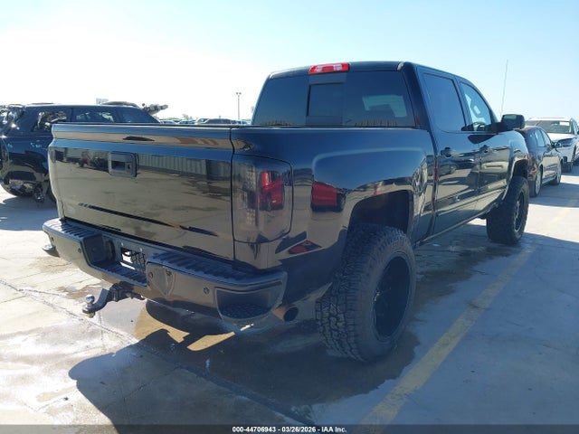 3GCUKREC1JG404053 Chevrolet Silverado 1500 2lt