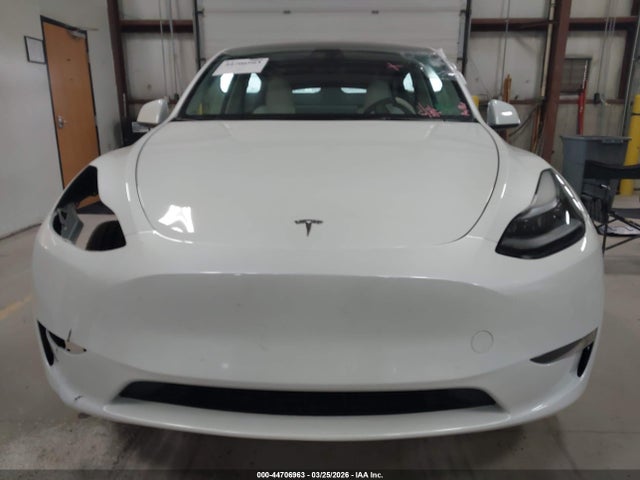 44706963 :رقم المزاد ، 7SAYGDED2RF047890 vin ، 2024 Tesla Model Y Long Range Single Motor Rear-wheel Drive/rwd مزاد بيع