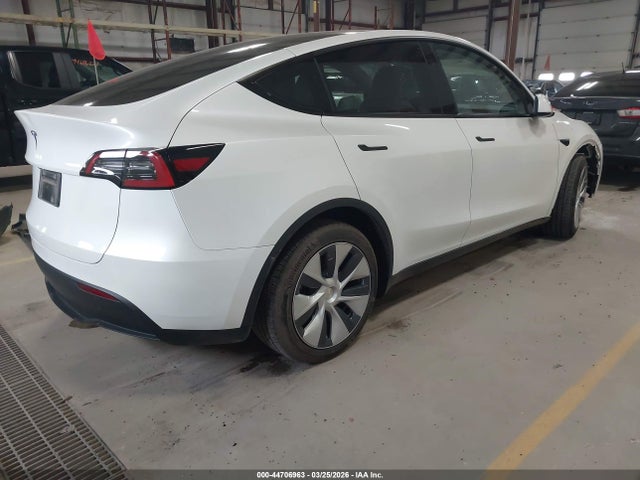 44706963 :رقم المزاد ، 7SAYGDED2RF047890 vin ، 2024 Tesla Model Y Long Range Single Motor Rear-wheel Drive/rwd مزاد بيع