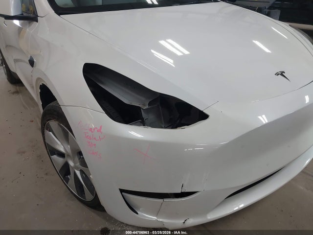 44706963 :رقم المزاد ، 7SAYGDED2RF047890 vin ، 2024 Tesla Model Y Long Range Single Motor Rear-wheel Drive/rwd مزاد بيع