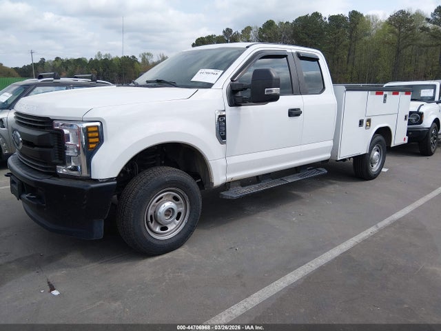 2018 FORD F-250 1FD7X2B63JEC11703 Photo 1