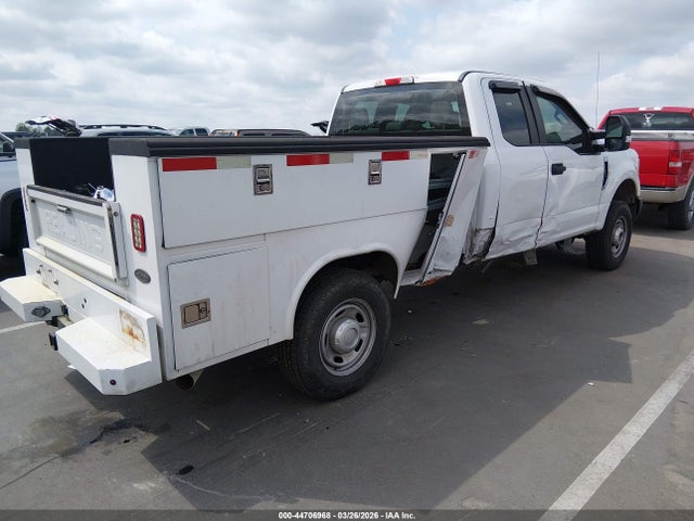 2018 FORD F-250 1FD7X2B63JEC11703 Photo 3