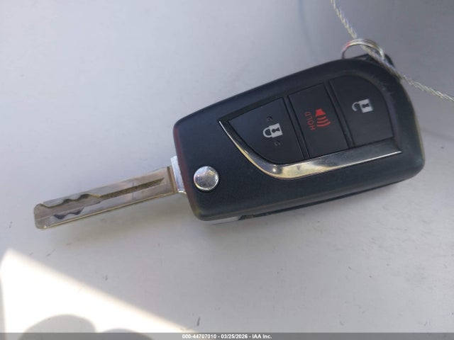 2T3H1RFV2PC243307 Toyota RAV4 LE