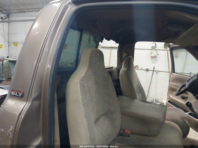 Продажа на аукционе авто 2001 Dodge Ram 2500 St, vin: 3B7KF26771M507418, номер лота: 44707023