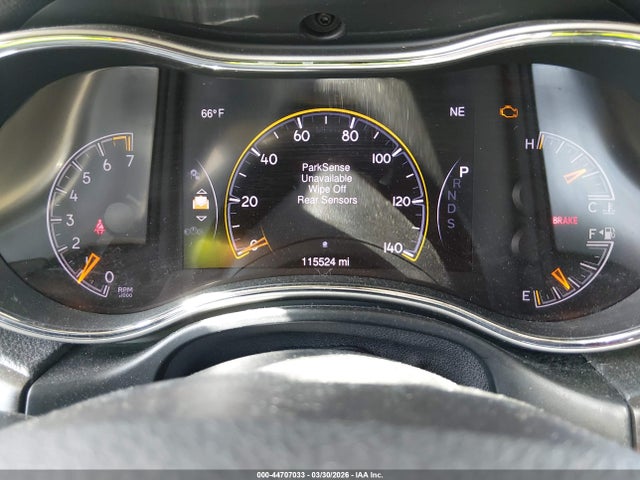 Продажа на аукционе авто 2015 Jeep Grand Cherokee Limited, vin: 1C4RJEBG5FC166999, номер лота: 44707033