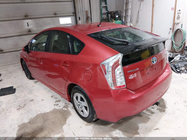 2013 TOYOTA PRIUS JTDKN3DU2D1638193 Photo 2