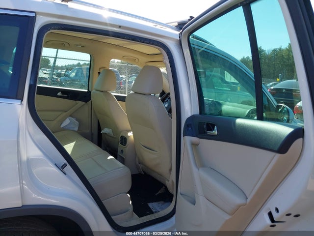 Продаж на аукціоні авто 2010 Volkswagen Tiguan Wolfsburg Edition, vin: WVGBV7AX4AW538161, номер лоту: 44707066