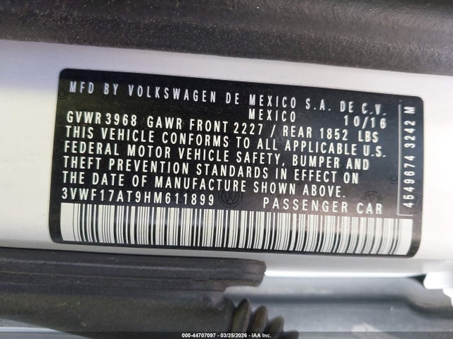 2017 VOLKSWAGEN BEETLE 3VWF17AT9HM611899 Photo 8