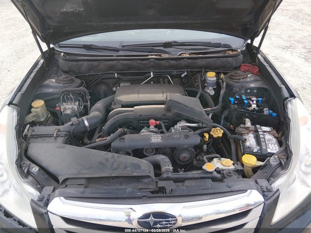 44707124 :رقم المزاد ، 4S4BRBLC0A3352118 vin ، 2010 Subaru Outback 2.5i Limited مزاد بيع