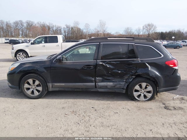 44707124 :رقم المزاد ، 4S4BRBLC0A3352118 vin ، 2010 Subaru Outback 2.5i Limited مزاد بيع