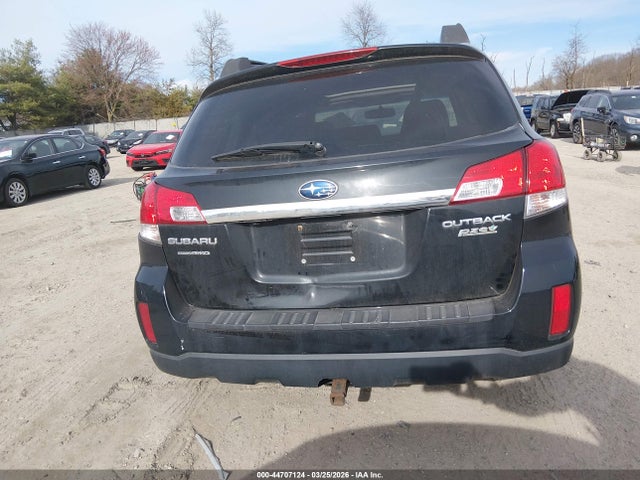 44707124 :رقم المزاد ، 4S4BRBLC0A3352118 vin ، 2010 Subaru Outback 2.5i Limited مزاد بيع