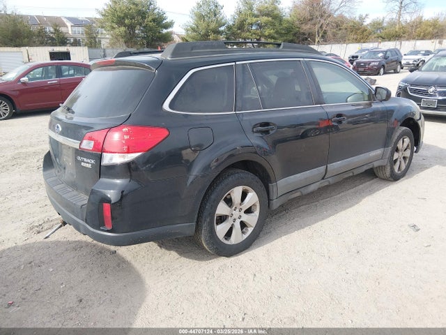 44707124 :رقم المزاد ، 4S4BRBLC0A3352118 vin ، 2010 Subaru Outback 2.5i Limited مزاد بيع