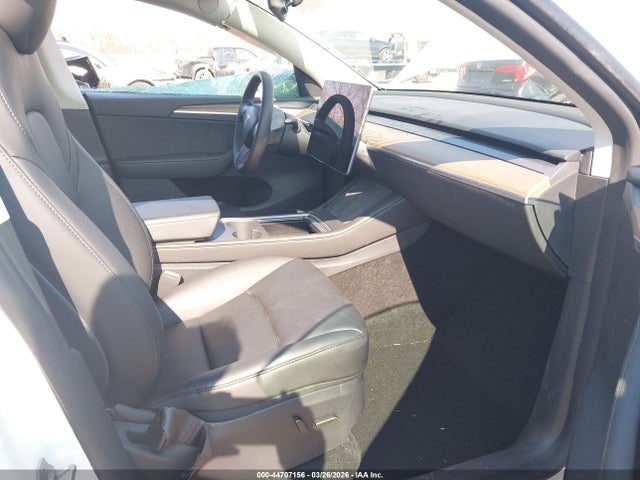 Aukcja sprzedaży 2025 Tesla Model Y Long Range Dual Motor All-wheel Drive, vin: 7SAYGAEE1SF296372, numer aukcji: 44707156