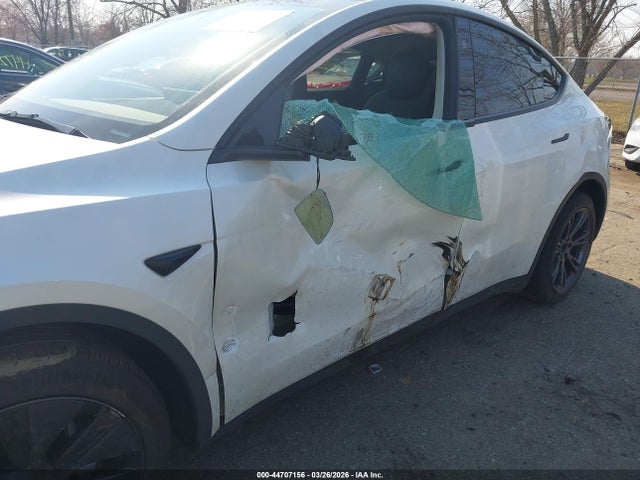 Aukcja sprzedaży 2025 Tesla Model Y Long Range Dual Motor All-wheel Drive, vin: 7SAYGAEE1SF296372, numer aukcji: 44707156