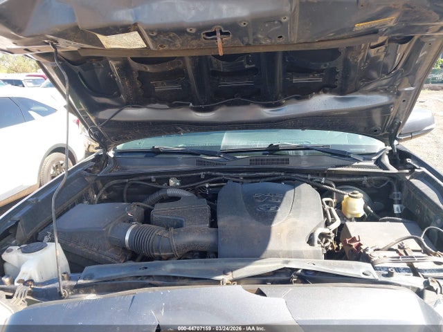 3TMAZ5CN8HM036333 Toyota Tacoma Sr5 V6