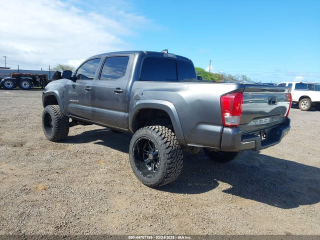 3TMAZ5CN8HM036333 Toyota Tacoma Sr5 V6